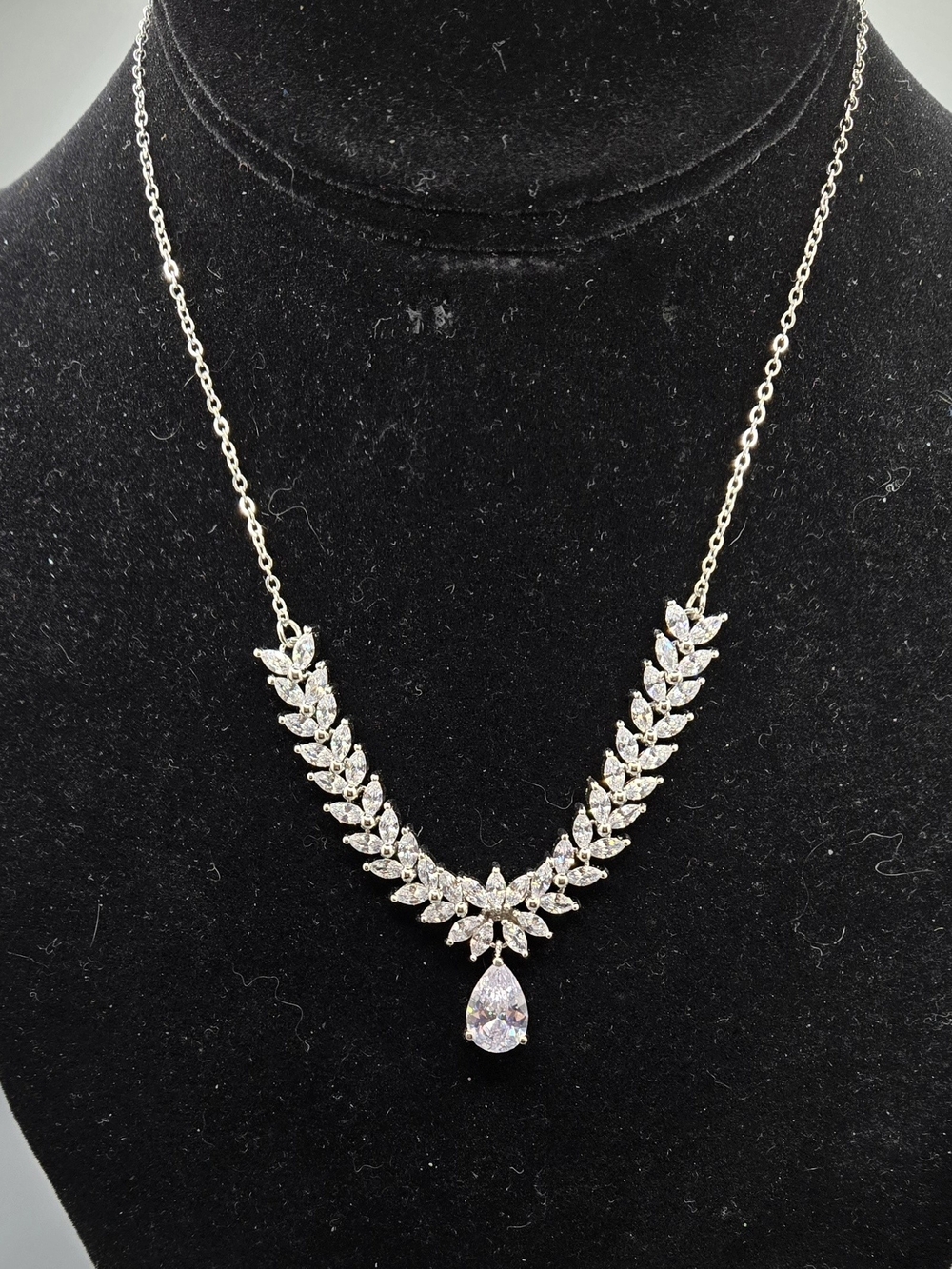 Leaf Cubic Zirconia Necklace Silver Tone w/ Teardrop Pendant 15" + 2½" Extender